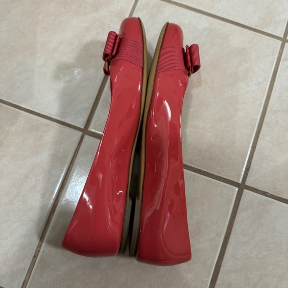 Ferragamo shoes - Picture 11 of 13